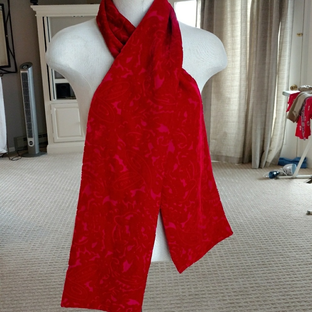 **SOLD** Red velvet scarf